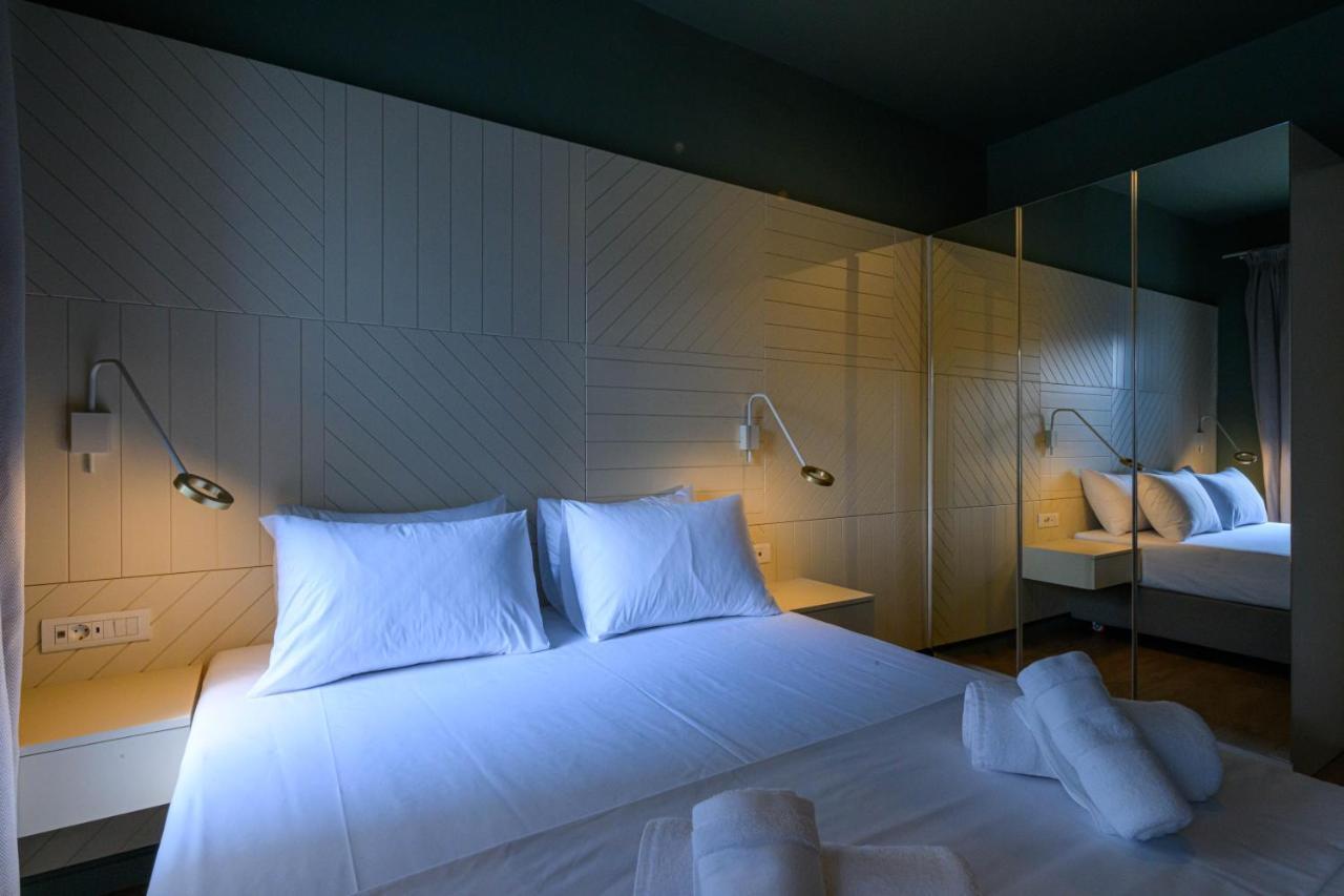 Blueblood - The Rooms Kalamata Exterior foto