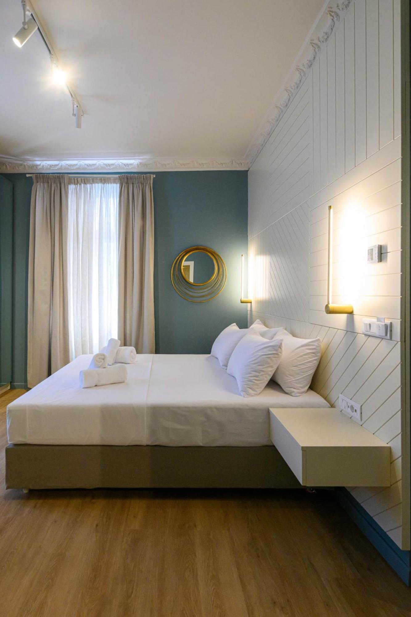 Blueblood - The Rooms Kalamata Exterior foto